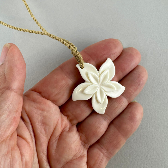 Beautiful Bone Flower Necklace with String Cord - ShopNZ